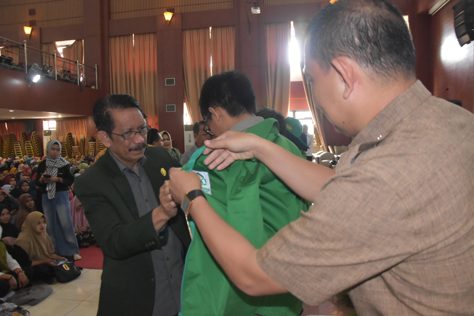 Gambar Rektor : Peserta KKN Wajib Jaga Nama Baik UIN Alauddin